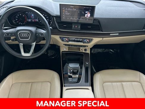 Used 2023 Audi Q5 2.0T Premium w/ Convenience Package AWD/4WD image 12