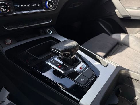 Used 2021 Audi SQ5 Premium w/ Convenience Package image 12