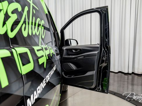 Used 2022 Mercedes-Benz Metris image 32