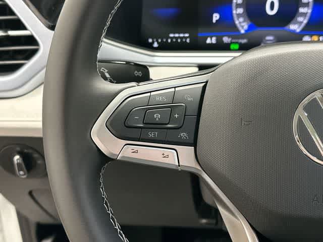New 2026 Volkswagen Taos SE AWD/4WD image 9