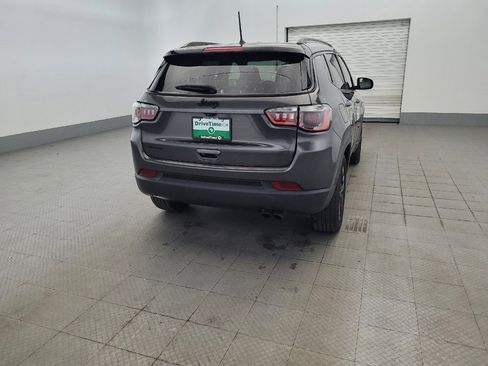 Used 2018 Jeep Compass Latitude AWD/4WD image 7
