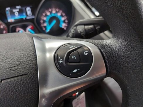 Used 2016 Ford Escape SE image 28