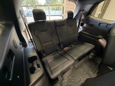 Used 2025 Kia Telluride SX X-Line AWD/4WD image 6