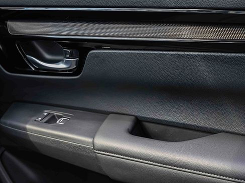 Used 2024 Honda CR-V EX-L image 16