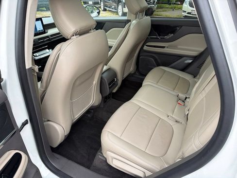 Used 2023 Lincoln Corsair Reserve w/ Equipment Group 201A AWD/4WD image 19