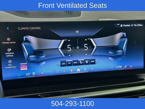 Used 2025 BMW X5 xDrive50e AWD/4WD image 18