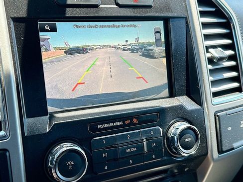 Used 2015 Ford F150 Lariat AWD/4WD image 23