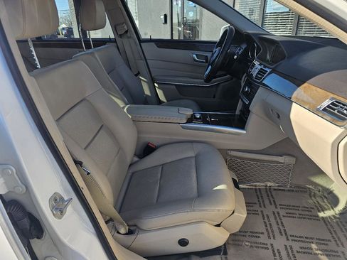 Used 2015 Mercedes-Benz E 350 4MATIC Sedan w/ Premium 1 Package image 52