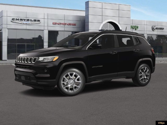 Used 2024 Jeep Compass Latitude w/ Sun and Sound Group AWD/4WD image 2