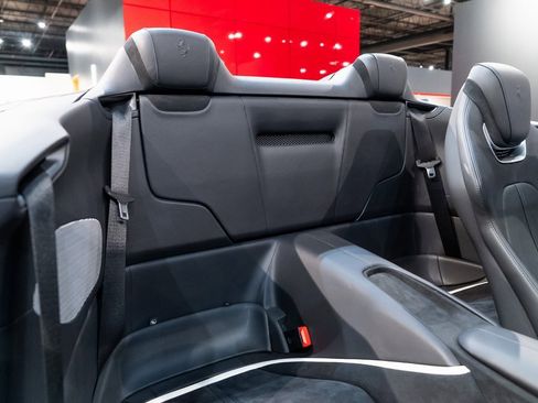 Certified 2024 Ferrari Roma Spider image 37