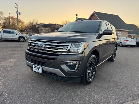 Used 2019 Ford Expedition Limited image 11