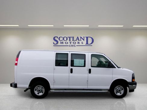 Used 2024 GMC Savana 2500 w/ Driver Convenience Package image 5