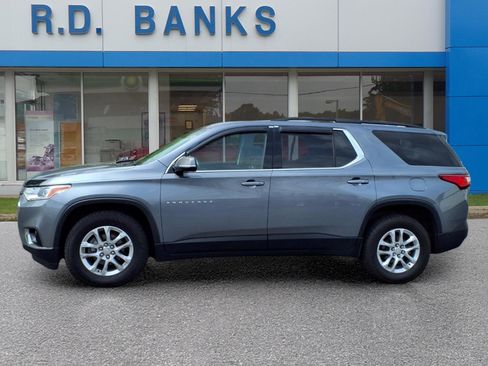 Used 2020 Chevrolet Traverse LT AWD/4WD image 2