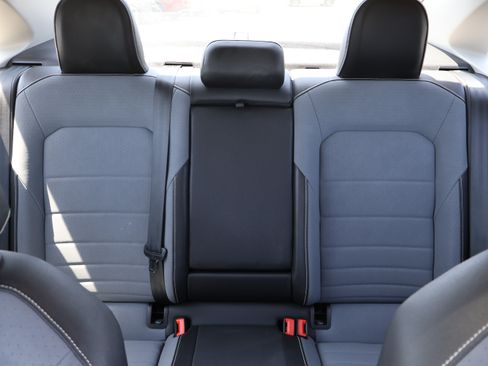 Used 2025 Volkswagen Jetta SE FWD image 42