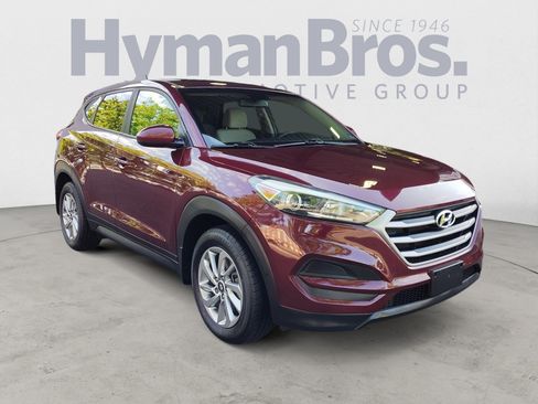 Used 2018 Hyundai Tucson SE w/ Cargo Package FWD image 1