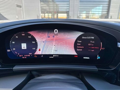 New 2025 Porsche Macan 4S Electric AWD/4WD image 23