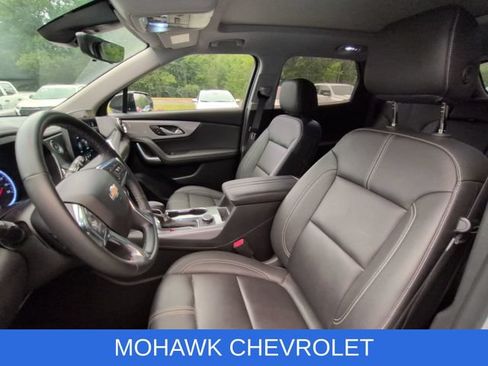 Used 2025 Chevrolet Blazer LT w/ Sound & Technology Package AWD/4WD image 10