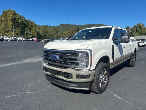 New 2026 Ford F250 King Ranch image 10