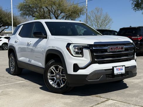 Used 2026 GMC Terrain Elevation image 2