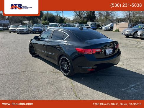 Used 2014 Acura ILX w/ Premium Package image 5