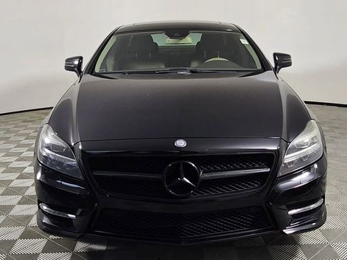 Used 2014 Mercedes-Benz CLS 550 w/ Premium 1 Package image 2