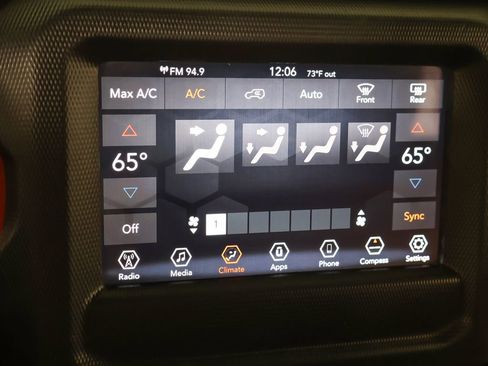 Used 2020 Jeep Wrangler Unlimited Rubicon AWD/4WD image 37
