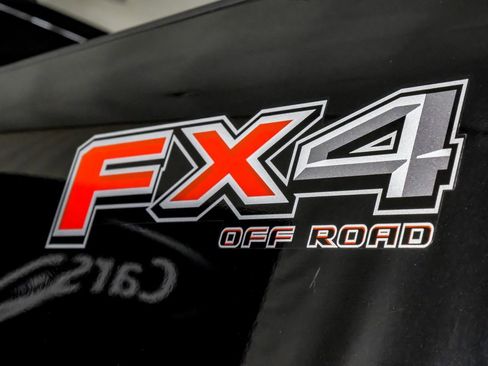 Used 2025 Ford F250 Platinum AWD/4WD image 49