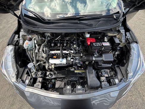 Used 2025 Nissan Versa SV FWD image 30
