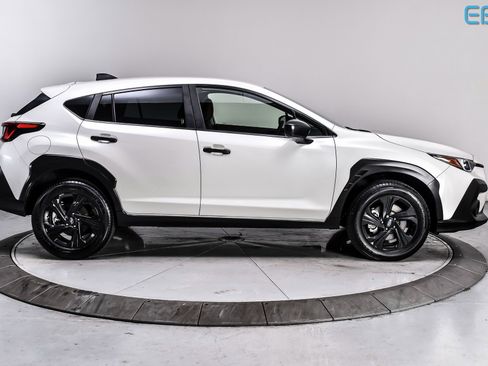 Used 2024 Subaru Crosstrek 2.0i image 7