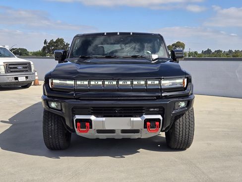 Used 2024 GMC Hummer EV 2X w/ LPO, Sport Package AWD/4WD image 3