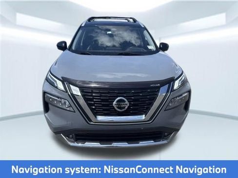 Used 2021 Nissan Rogue Platinum AWD/4WD image 2