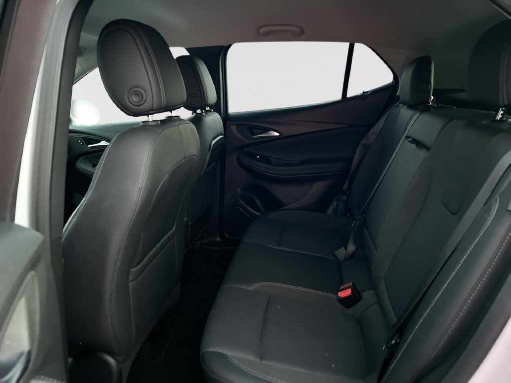 Used 2024 Buick Encore GX Preferred w/ Comfort Package FWD image 27