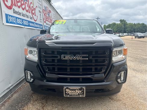 Used 2022 GMC Canyon Elevation w/ Elevation Premium Package AWD/4WD image 5