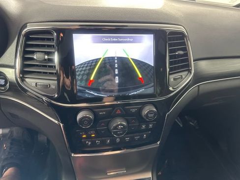 Certified 2021 Jeep Grand Cherokee Limited w/ Quick Order Package 28K 80th AWD/4WD image 8