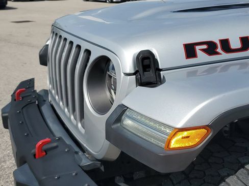 Used 2022 Jeep Gladiator Rubicon w/ LED Lighting Group AWD/4WD image 12