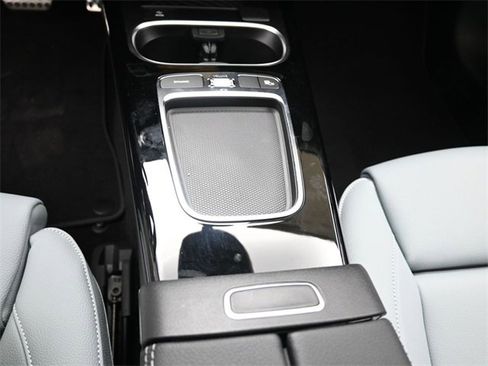 New 2025 Mercedes-Benz CLA 35 AMG 4MATIC image 13