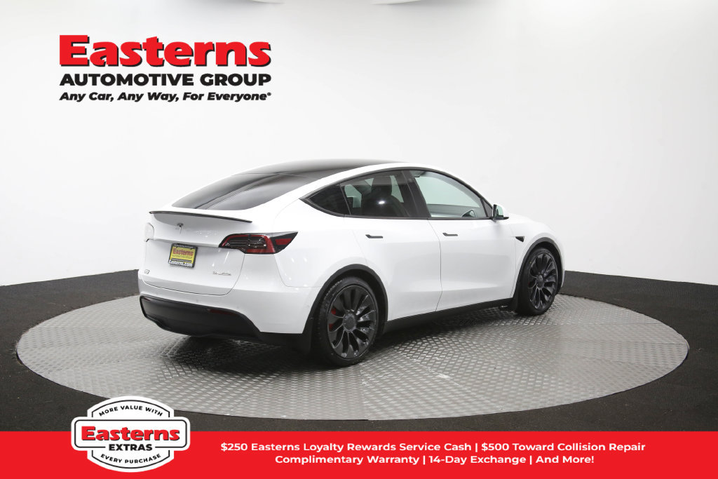 Used 2022 Tesla Model Y Performance AWD/4WD image 38