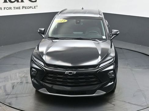 Used 2024 Chevrolet Blazer LT w/ LPO, Black Grille Bar Package FWD image 59