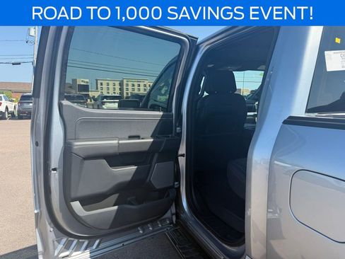 New 2025 Ford F150 Lariat w/ Equipment Group 501A Mid image 18