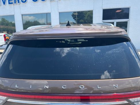 Used 2022 Lincoln Aviator Reserve w/ Elements Package Plus RWD image 2