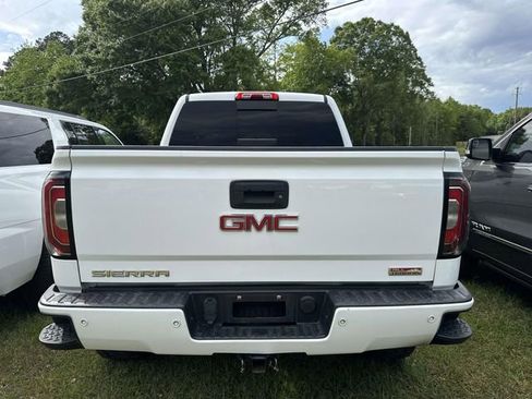 Used 2016 GMC Sierra 1500 SLT w/ All-Terrain Package AWD/4WD image 13