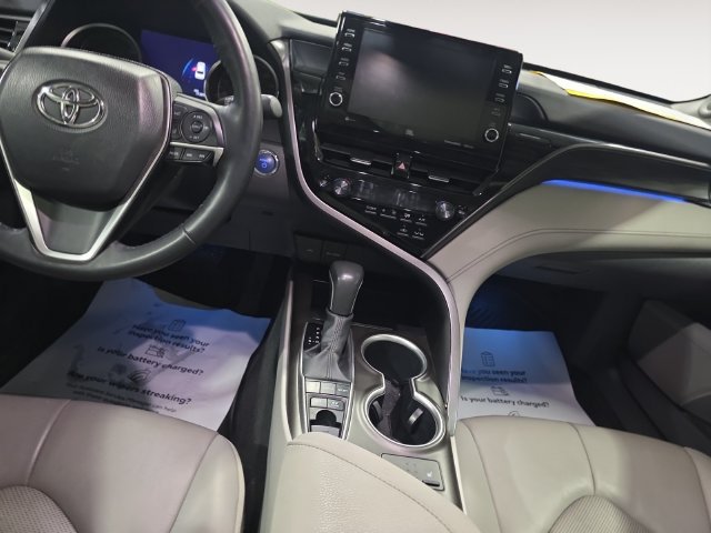Used 2024 Toyota Camry XLE w/ Navigation Package FWD image 10