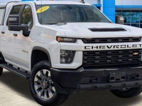 Used 2023 Chevrolet Silverado 2500 Custom w/ Infotainment Package image 1