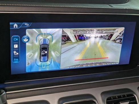 New 2026 Mercedes-Benz GLS 580 4MATIC image 13