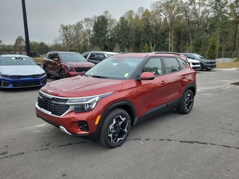 New 2026 Kia Seltos S FWD image 4