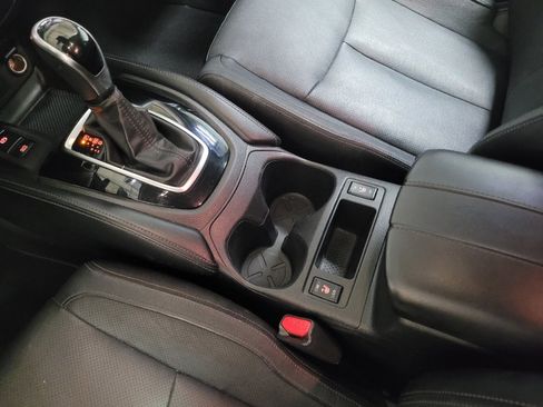 Used 2019 Nissan Rogue Sport SL w/ Premium Package FWD image 26