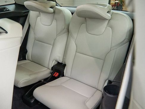 Certified 2023 Volvo XC90 B6 Ultimate w/ Protection Package Premier AWD/4WD image 22