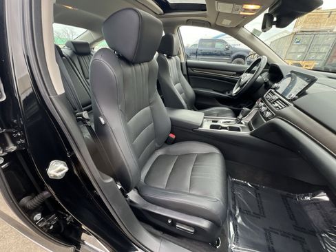 Used 2018 Honda Accord EX-L image 26