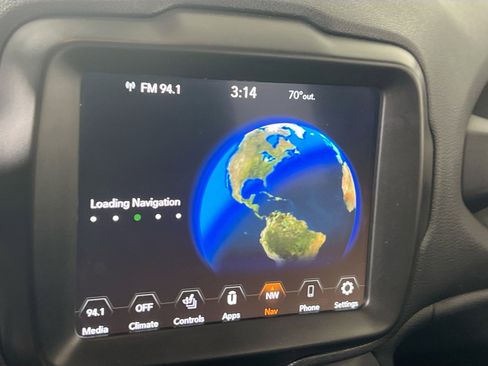 Used 2022 Jeep Renegade Latitude w/ Convenience Group image 13