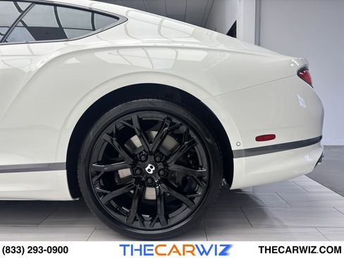 Used 2024 Bentley Continental GT Speed image 18